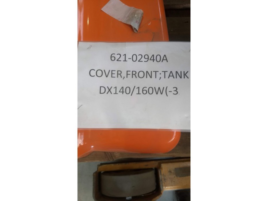 Doosan Tank cover - DX140W DX160W-3 - 621-02940A