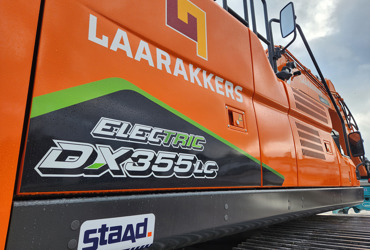 Laarakkers DX355LC Electric Powerbox400x2 2