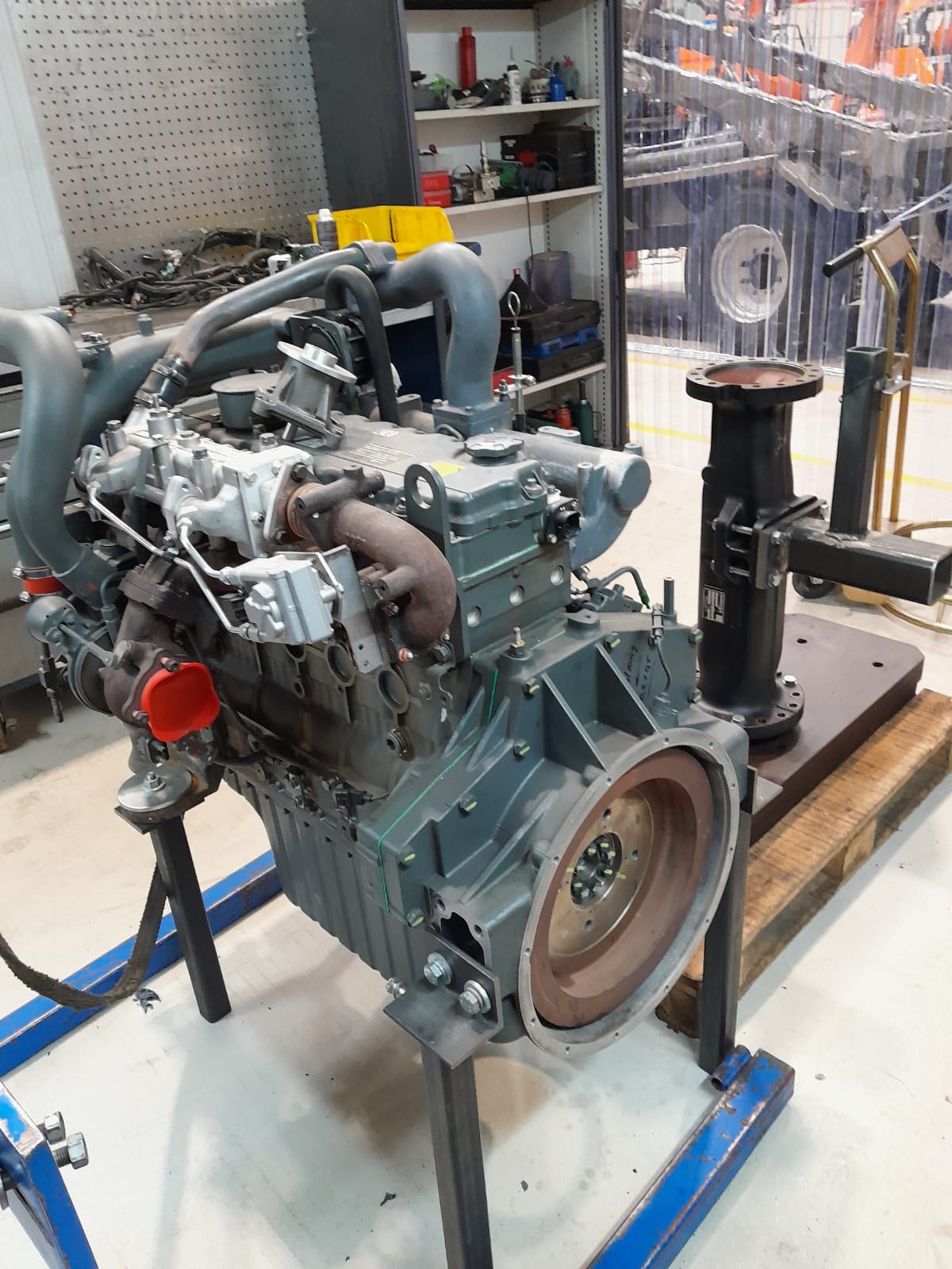Двигатель doosan dl06
